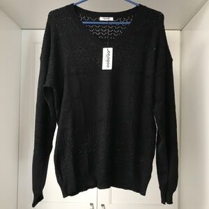 Women’s Black Zeagoo Sweater Large NWT